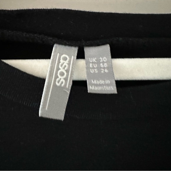 asos curve peplum black top - Picture 3 of 3